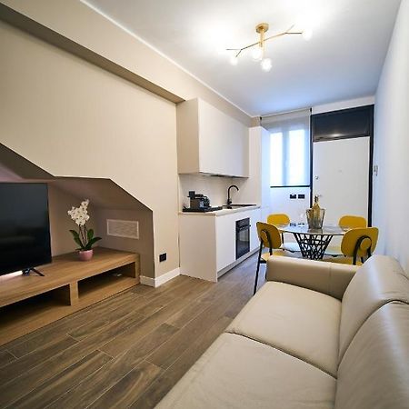 Luxury & Central Apartment Милан Экстерьер фото