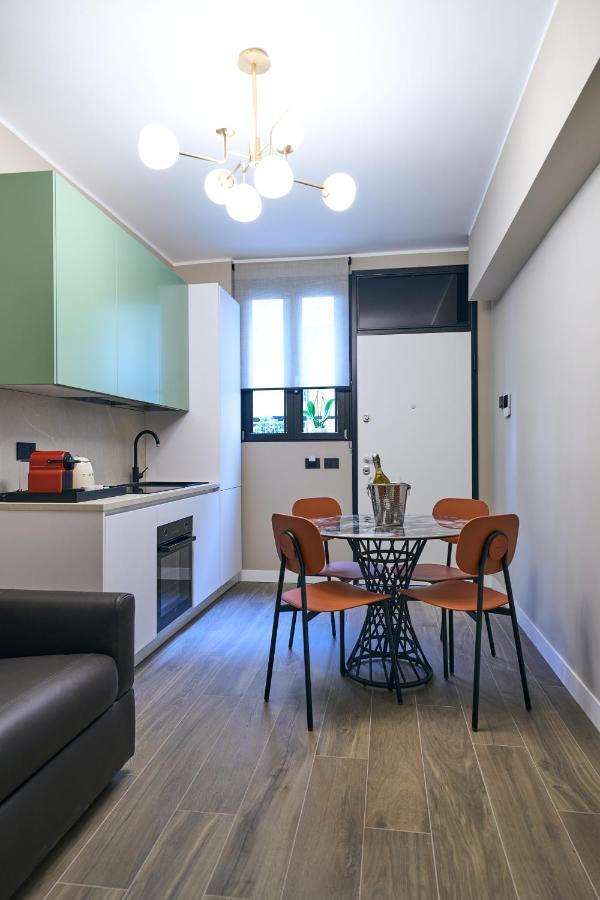 Luxury & Central Apartment Милан Экстерьер фото