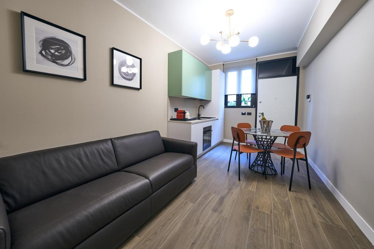 Luxury & Central Apartment Милан Экстерьер фото