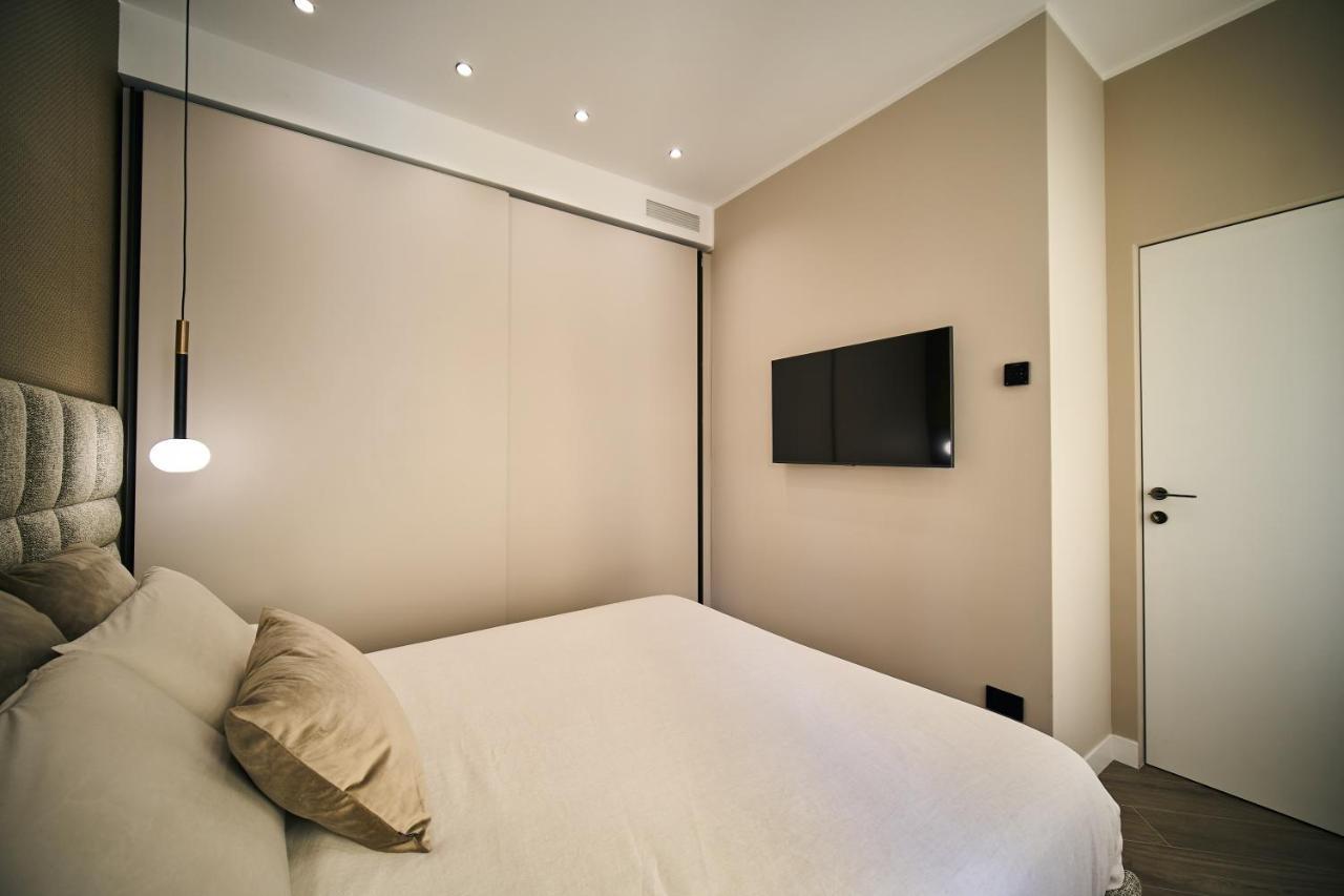 Luxury & Central Apartment Милан Экстерьер фото